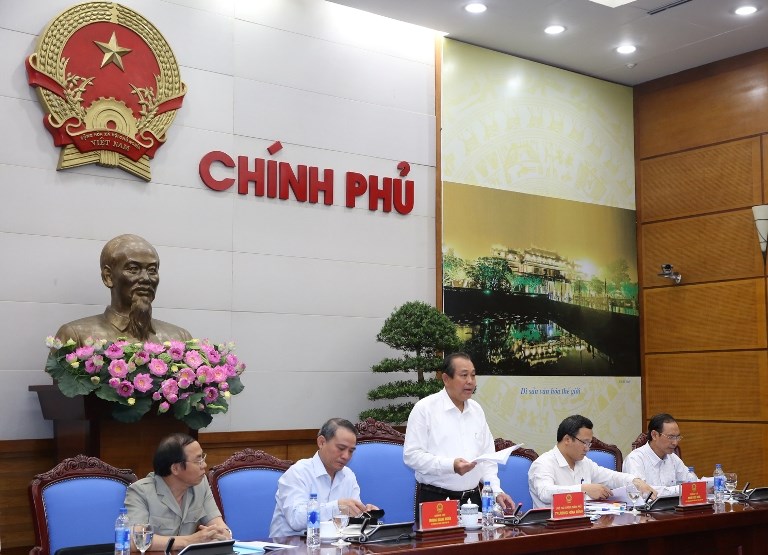 Tiếp tục thực hiện quyết liệt các giải pháp trong kế hoạch Năm ATGT 2016 - ảnh 1
